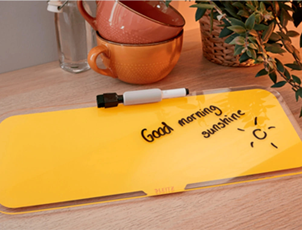 Quadro branco de vidro leitz cosy, para secretária, com marcador e apagador, cor amarelo 150x60x380mm